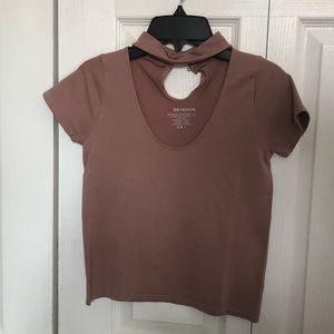 Short sleeve taupe shirt